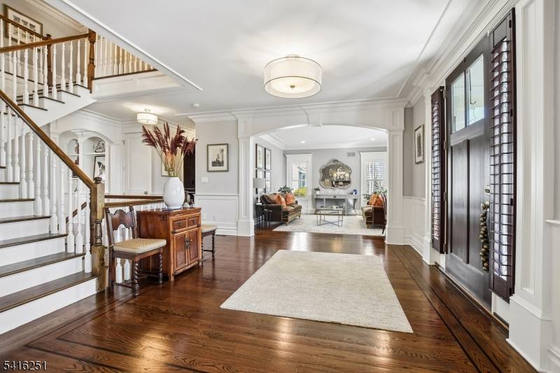 Stunning Six bedroom colonial in Highly Sought Highgate atChatham !