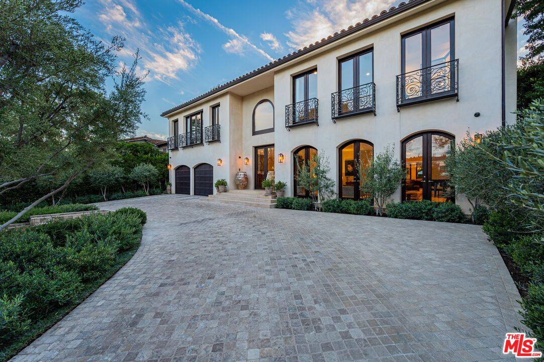 623 N ALTA DR 6BR Beverly Hills Post Office | B.H.P.O. La