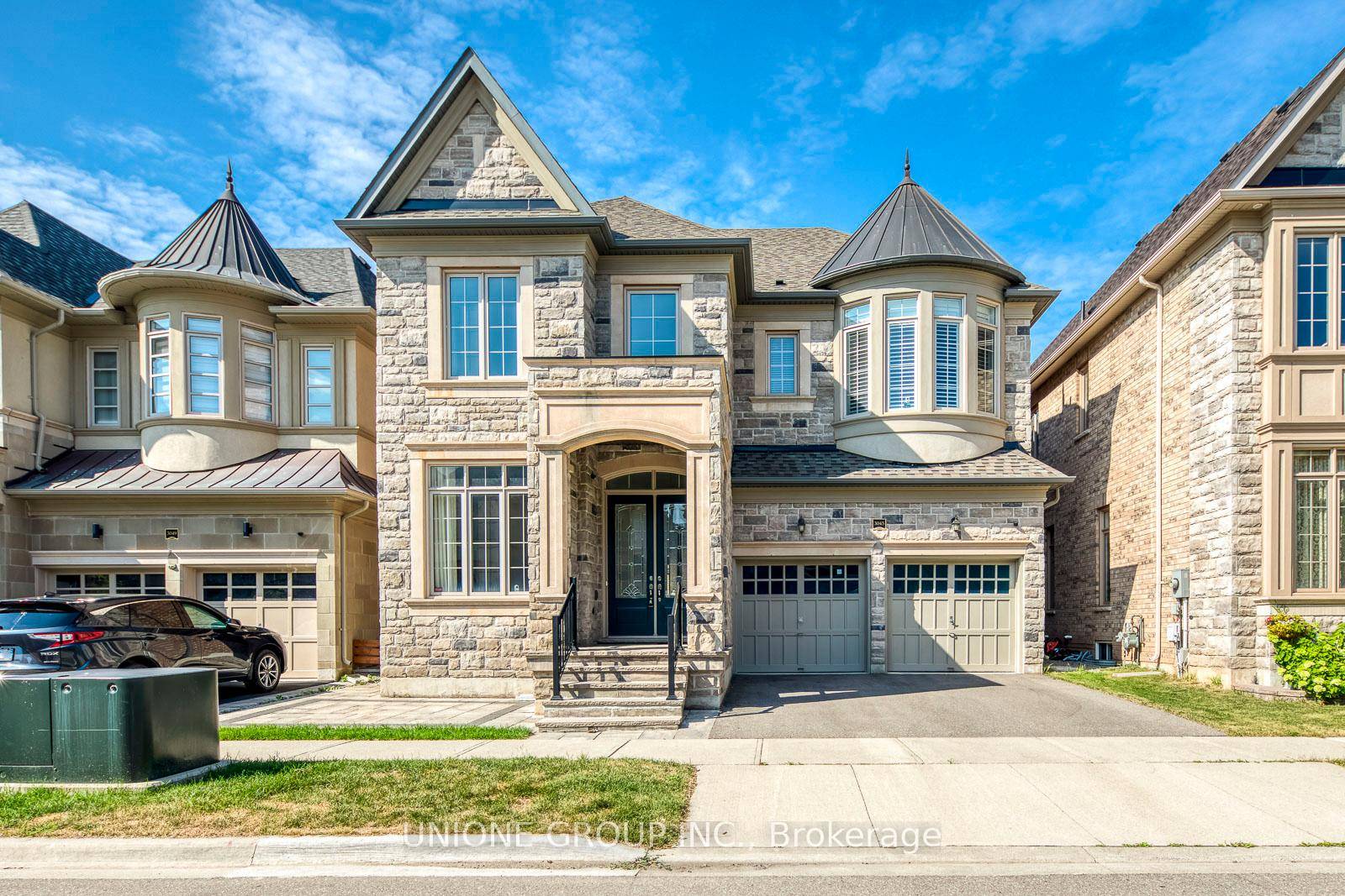 Welcome To This Exquisite 4 1 Bedroom, 5.