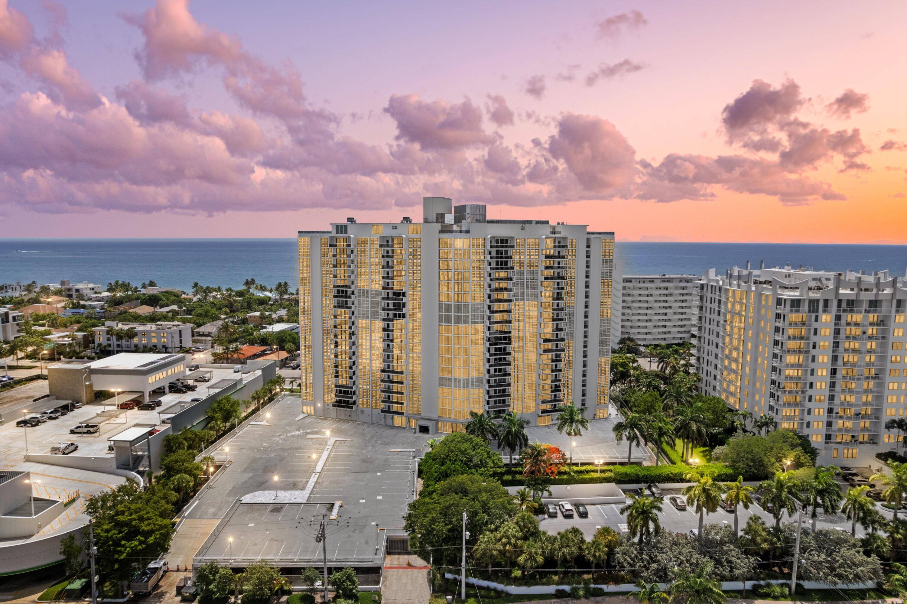 ABSOLUTELY GORGEOUS RENOVATED WATERFRONT CONDO 5TH FLOOR END UNIT PRIVATE BALCONY WITH BREATHTAKING OCEAN INTRACOASTAL VIEWS BIKE WALK TO BEACH ALL HURRICANE IMPACT WINDOWS DOORS, DOUBLE THICKNESS Bright Open Split ...