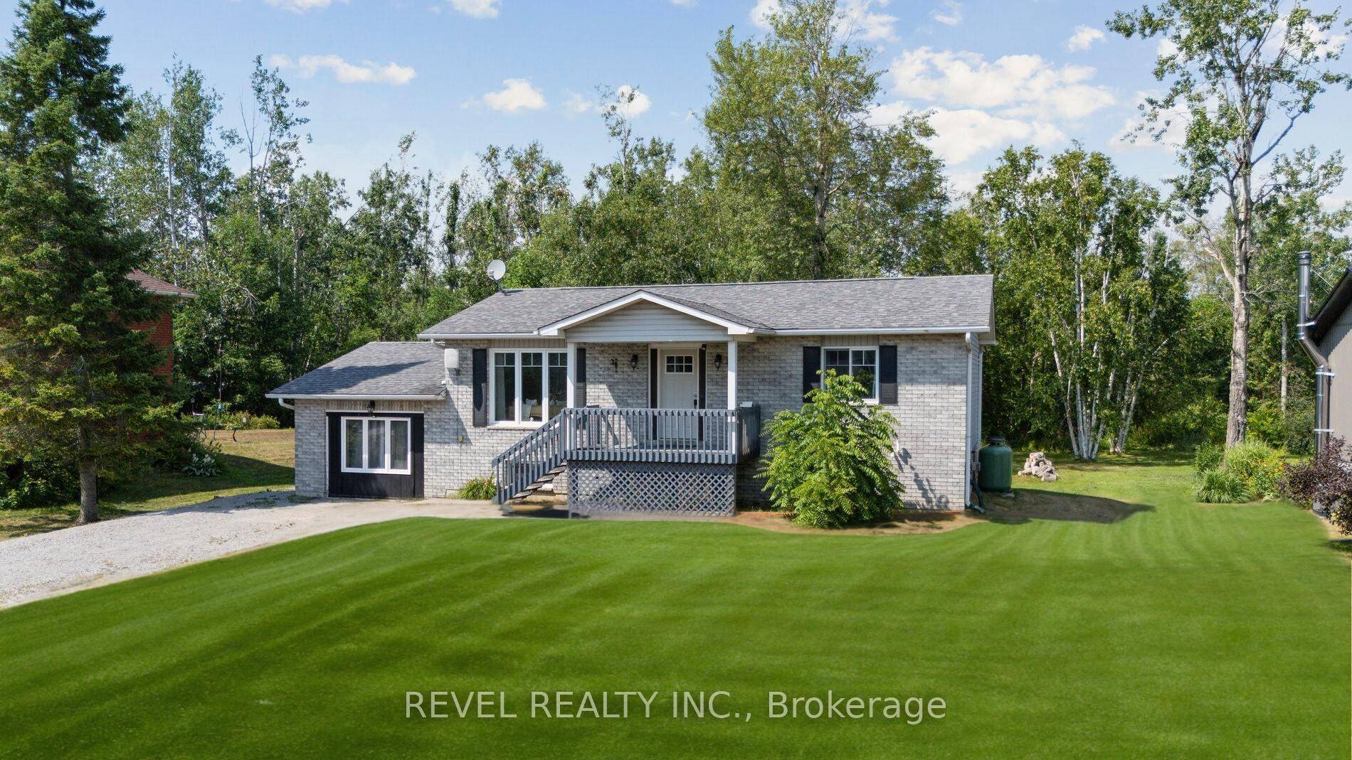UPPER LEVEL RENTAL ONLY Nestled in this charming waterfront community subdivision, this beautifully updated raised bungalow offers the perfect blend of comfort, convenience, and outdoor enjoyment.
