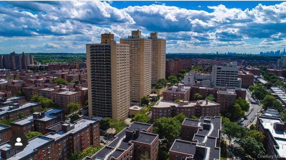 Belair is a 24 hour luxury doorman building beautiful modern lobby central ac heat two bedroom Jr.