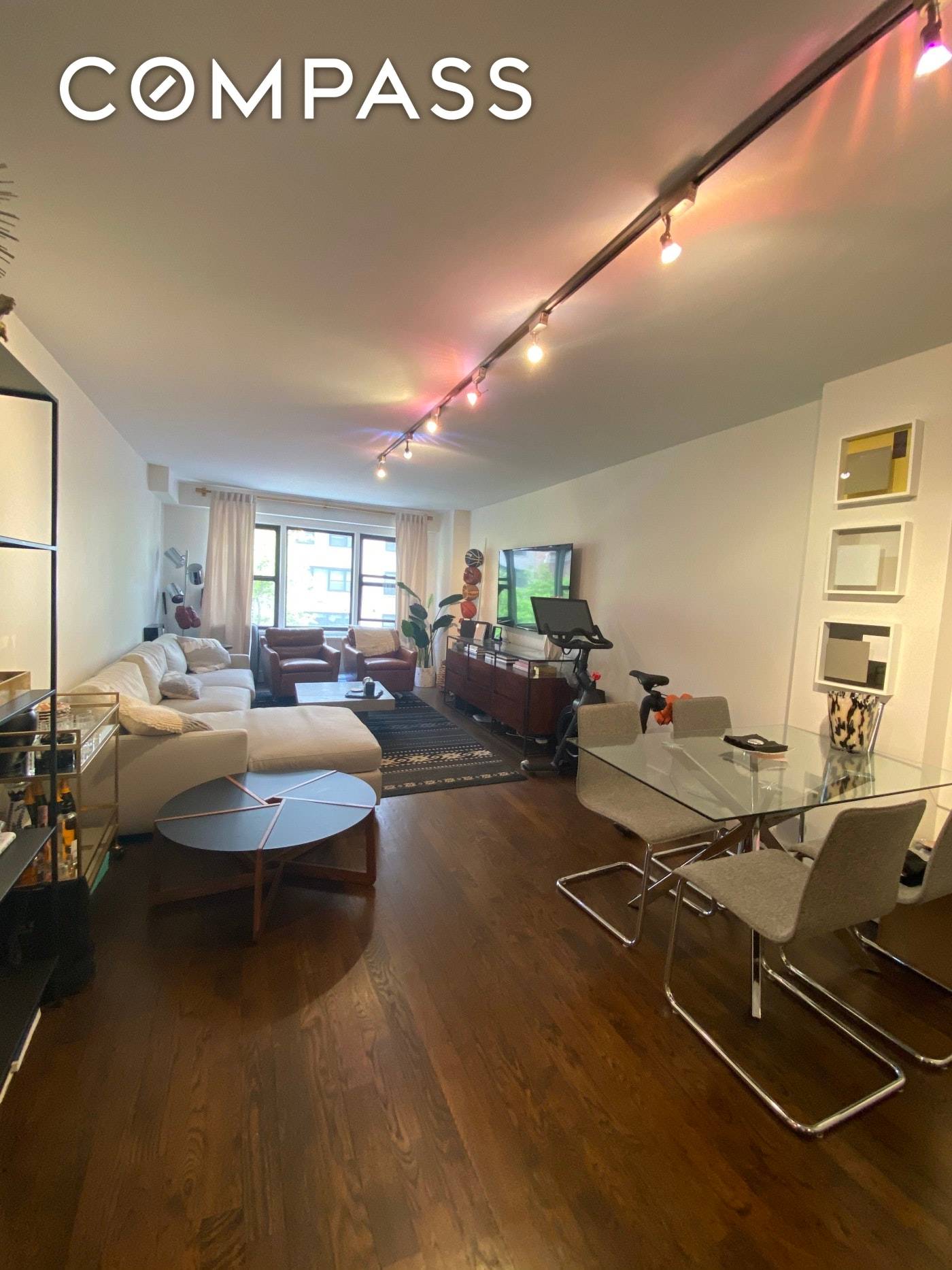 PHOTOS ARE OF THE ACTUAL APARTMENT.