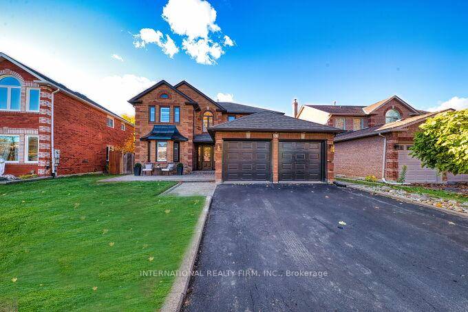 Welcome to Your Dream Home in One of Georgetown's Finest Neighbourhoods !
