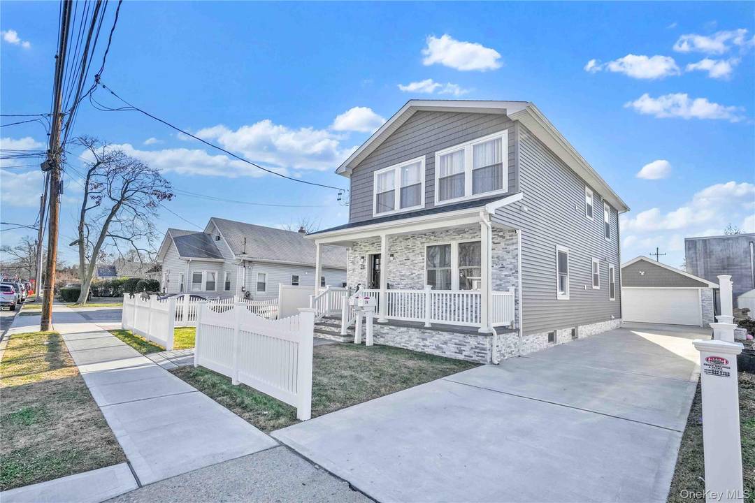 Live in style in this beautifully modern 3 bedroom, 1 bathroom rental apartment in Roosevelt NY.