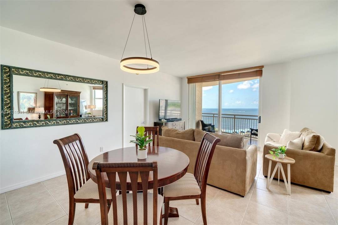 A Miami Signature Home VIEWS VIEWS VIEWS !