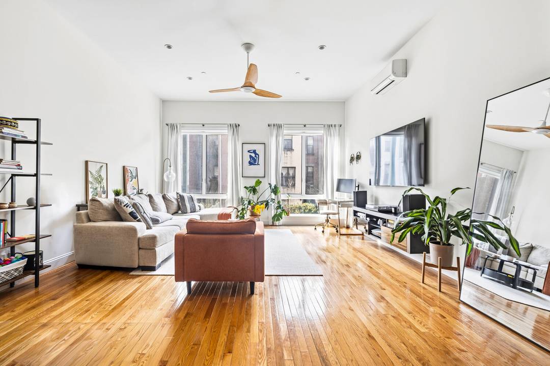 Welcome home to this stunning, parlor floor, 1 bedroom, 2 bathroom apartment on a classic brownstone block in South Harlem.