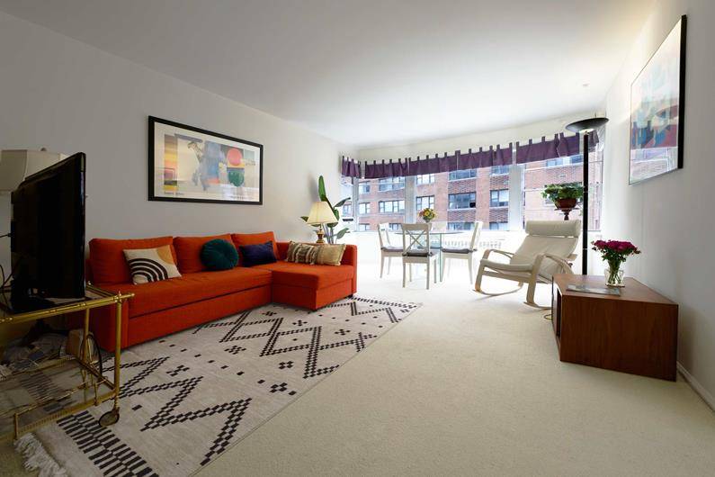 Live in luxury in Sutton Place.