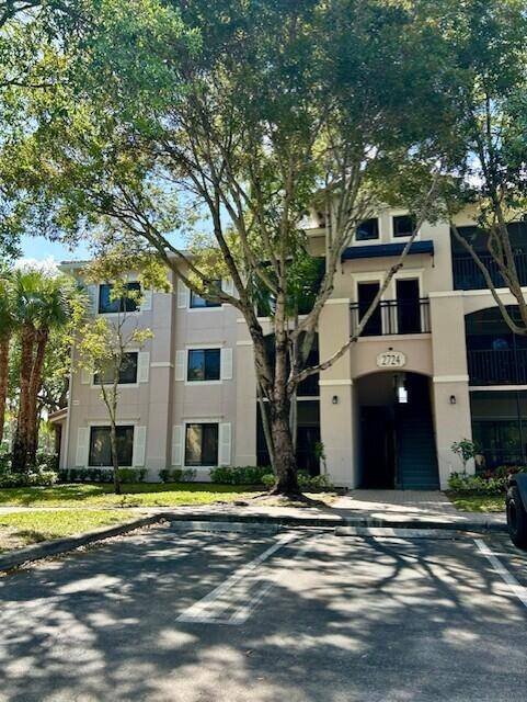 Step into the perfect blend of comfort and convenience with this charming ground floor 2 bedroom, 1 bathroom condo, nestled in the gated community of San Matera just steps from ...