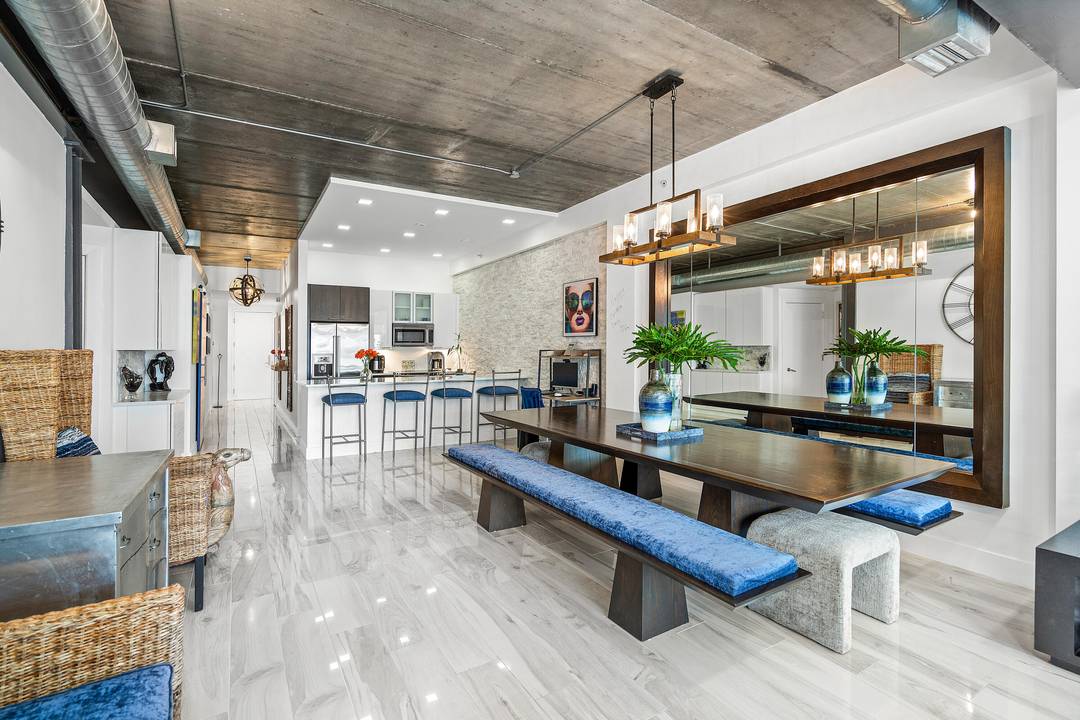 THIS CONDO. MAY BE RENTED SEASONALLY OR ANNUALLY FURNISHED TURNKEY.