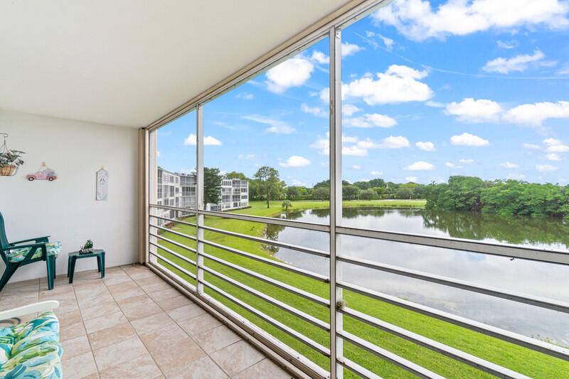 Great opportunity to purchase this 2 bedroom, 1.