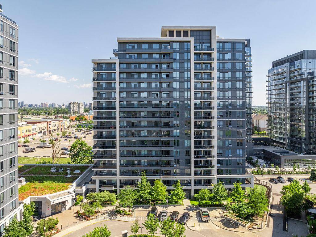 Move in Ready ! Bright and spacious condo nicely updated.