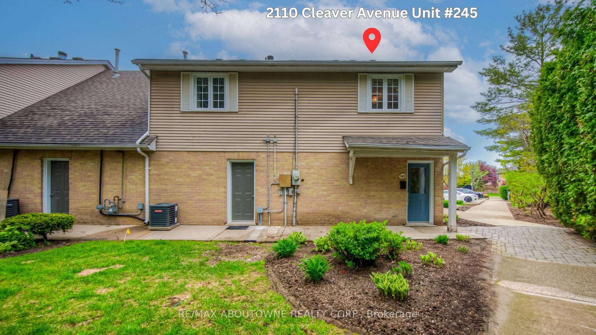 Highly sought after location in desirable Headon Forest, in the heart of Burlington !