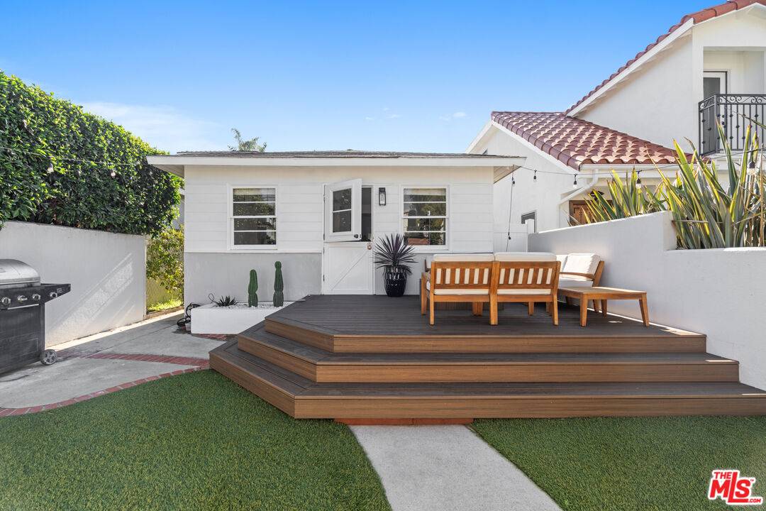 668   Marr St 3BR Marina Del Rey La