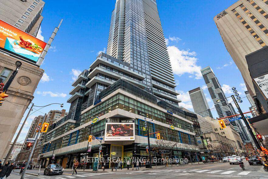 Fantastic Corner Unit In The Heart Of Downtown Toronto In Luxurious Aura, Canada's Tallest Condo 78 Floors !