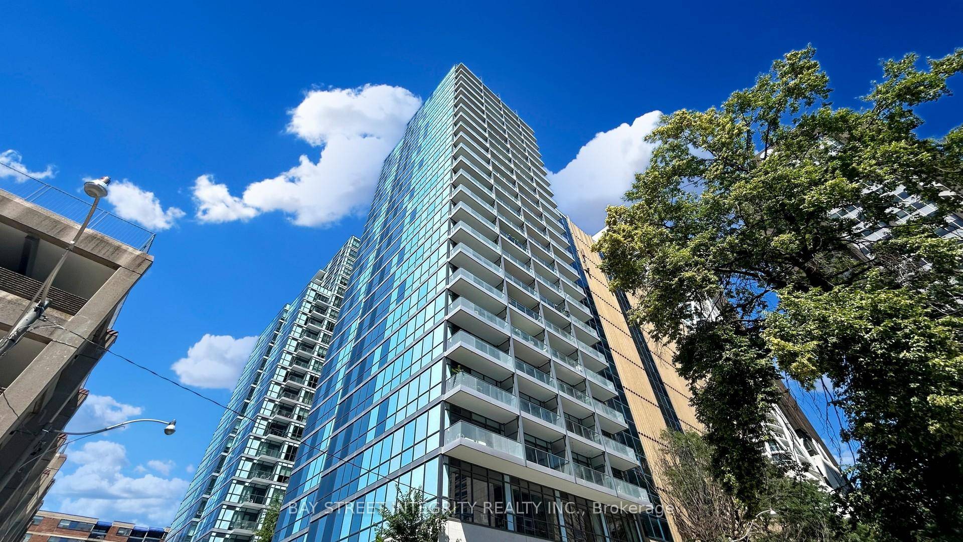 Welcome to large 1 Bedroom Den condo unit with 1 parking and 1 locker.