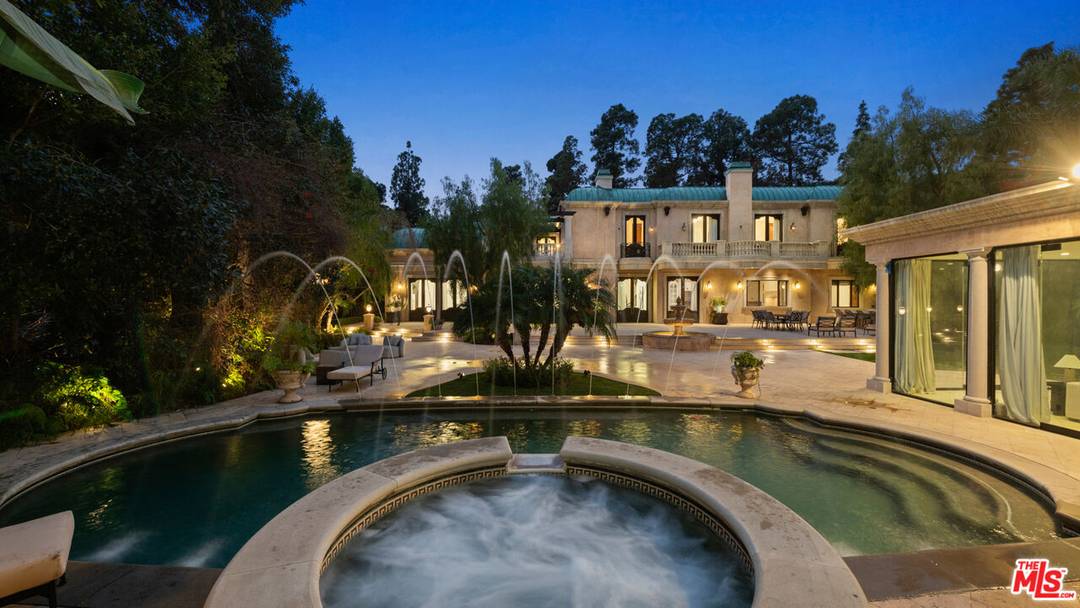 1021  N Crescent Dr 7BR Beverly Hills Post Office | B.H.P.O. La