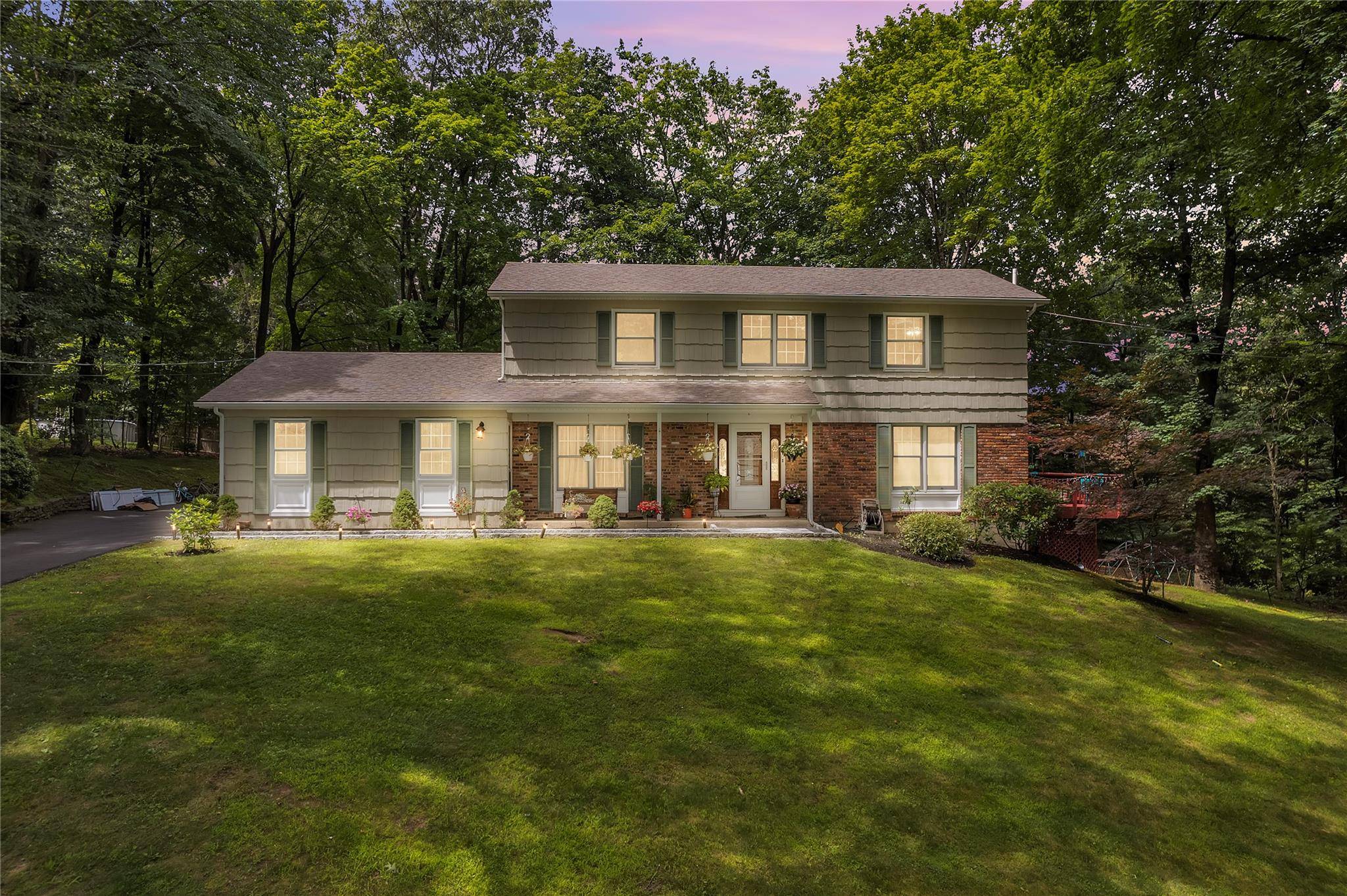 Welcome to 2385 Bunney Lane !
