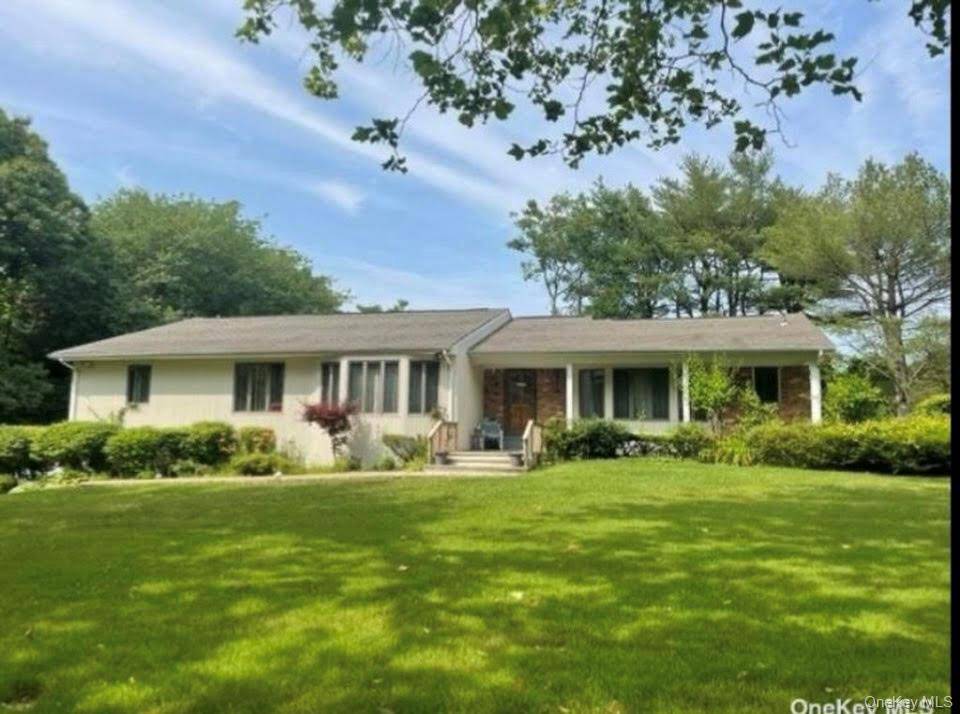 AMAZING OPPORTUNITY TO LIVE IN 1 MILLION NEIGHBORHOOD.