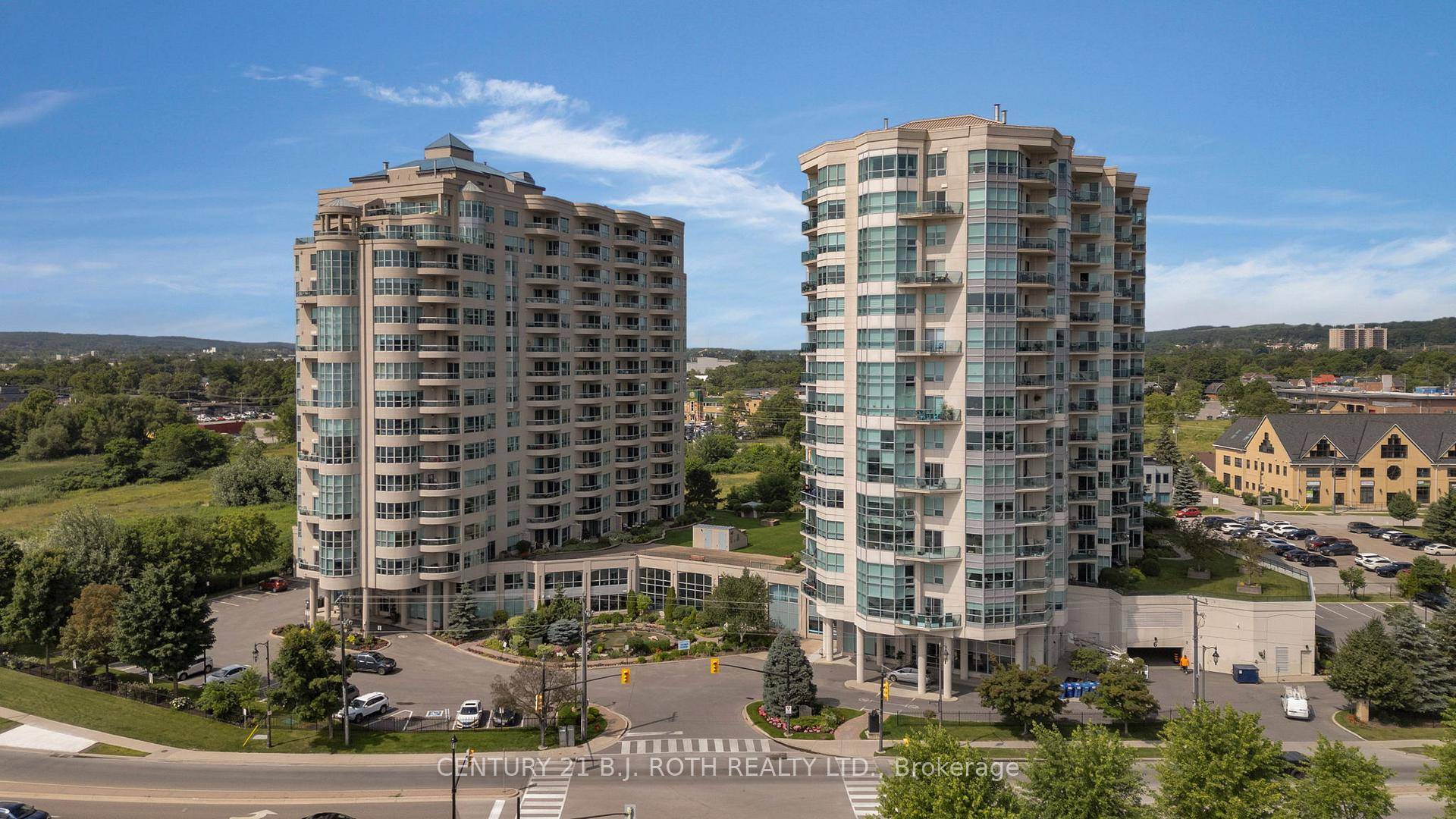 Welcome to The Water View Condominiums on the waterfront of Kempenfelt Bay, Lake Simcoe !