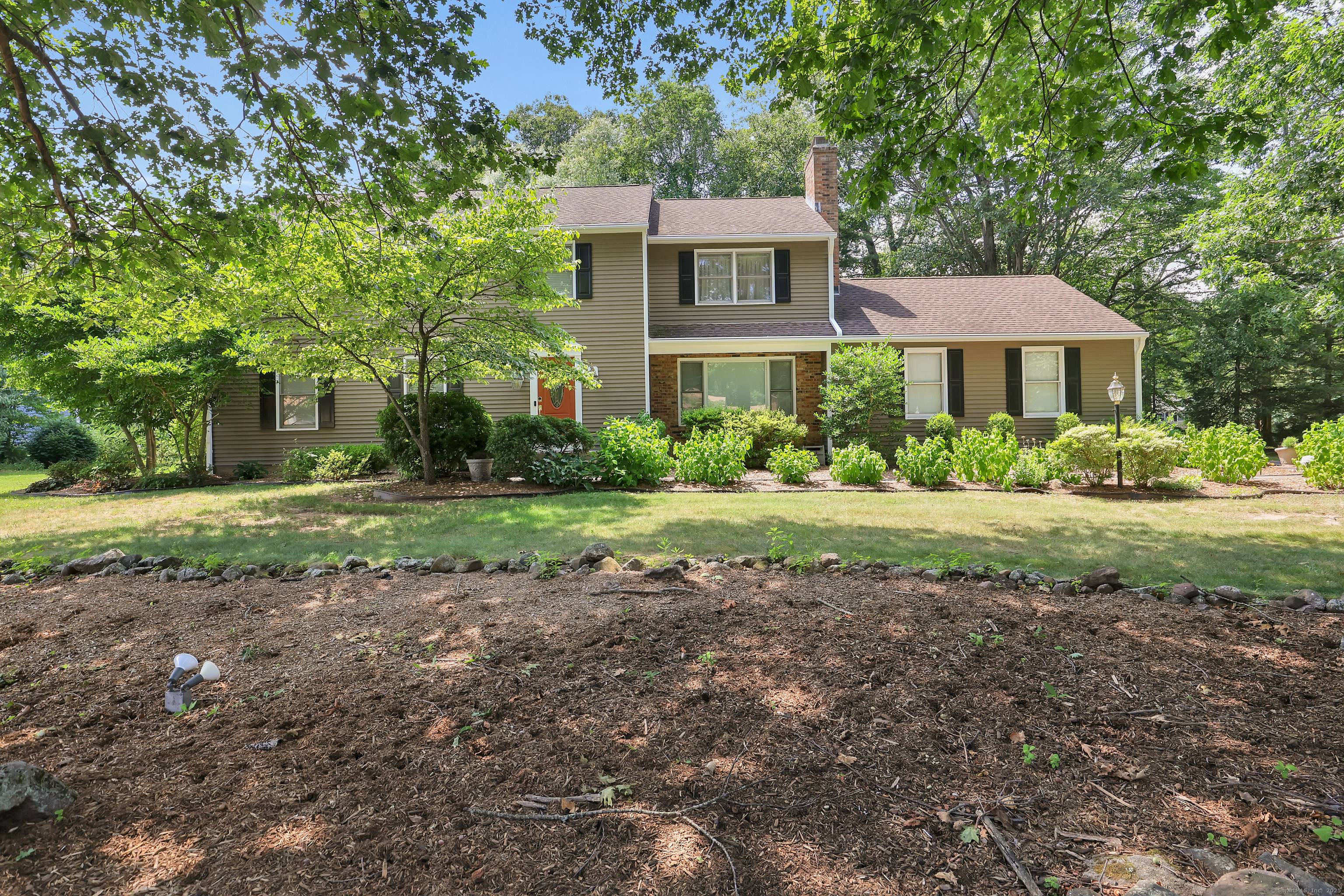 Nestled in the desirable Deaconwood neighborhood, this classic 4 bedroom, 2.