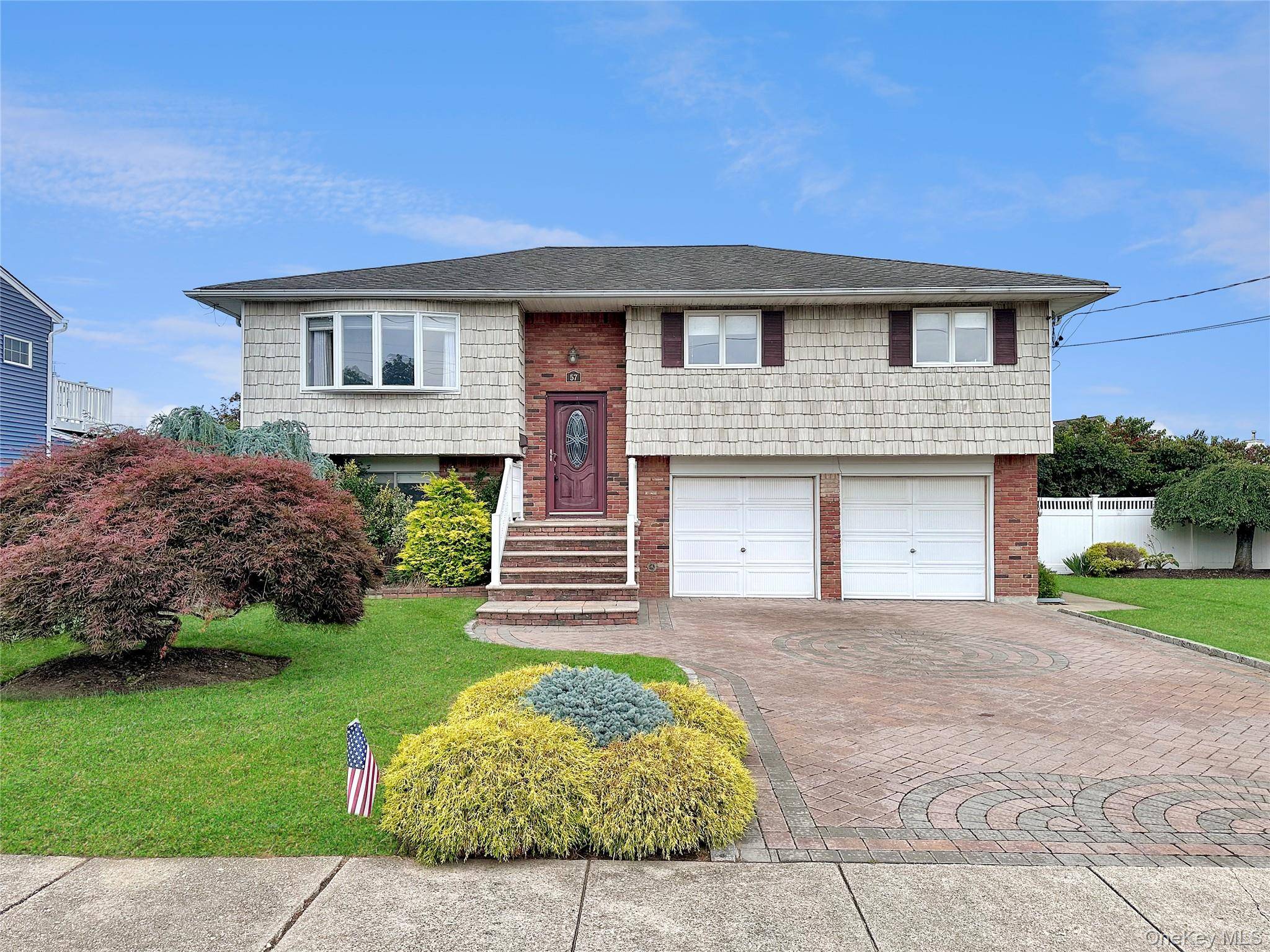 Endless Potential Awaits in This Spacious 4 Bedroom, 2 Bath Hi Ranch in the Farmingdale School District This is the perfect opportunity to create your dream home !