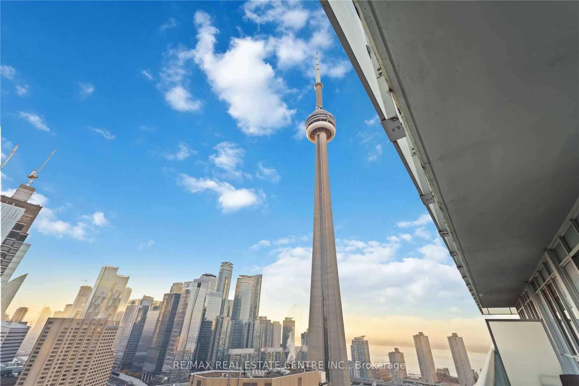Welcome to this stylish 816 sq ft suite in Tridels prestigious 300 Front St.