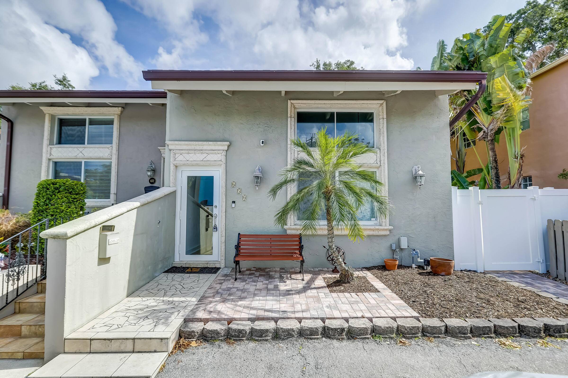 Location ! Coveted Rio Vista Address !