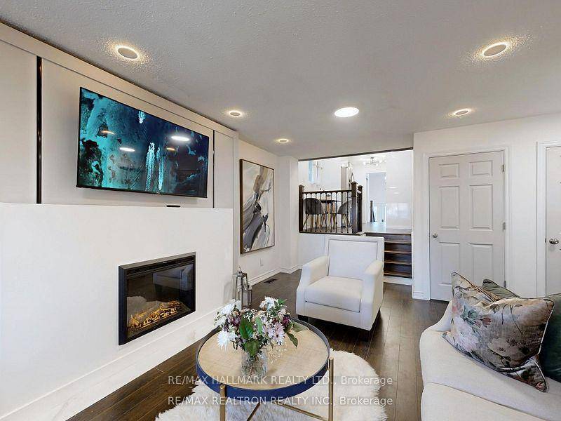 Short Term Rental All Inclusive Don Valley Village, Welcome to this bright and spacious 1 bedroom ground level apartment in the heart of Don Valley Village.