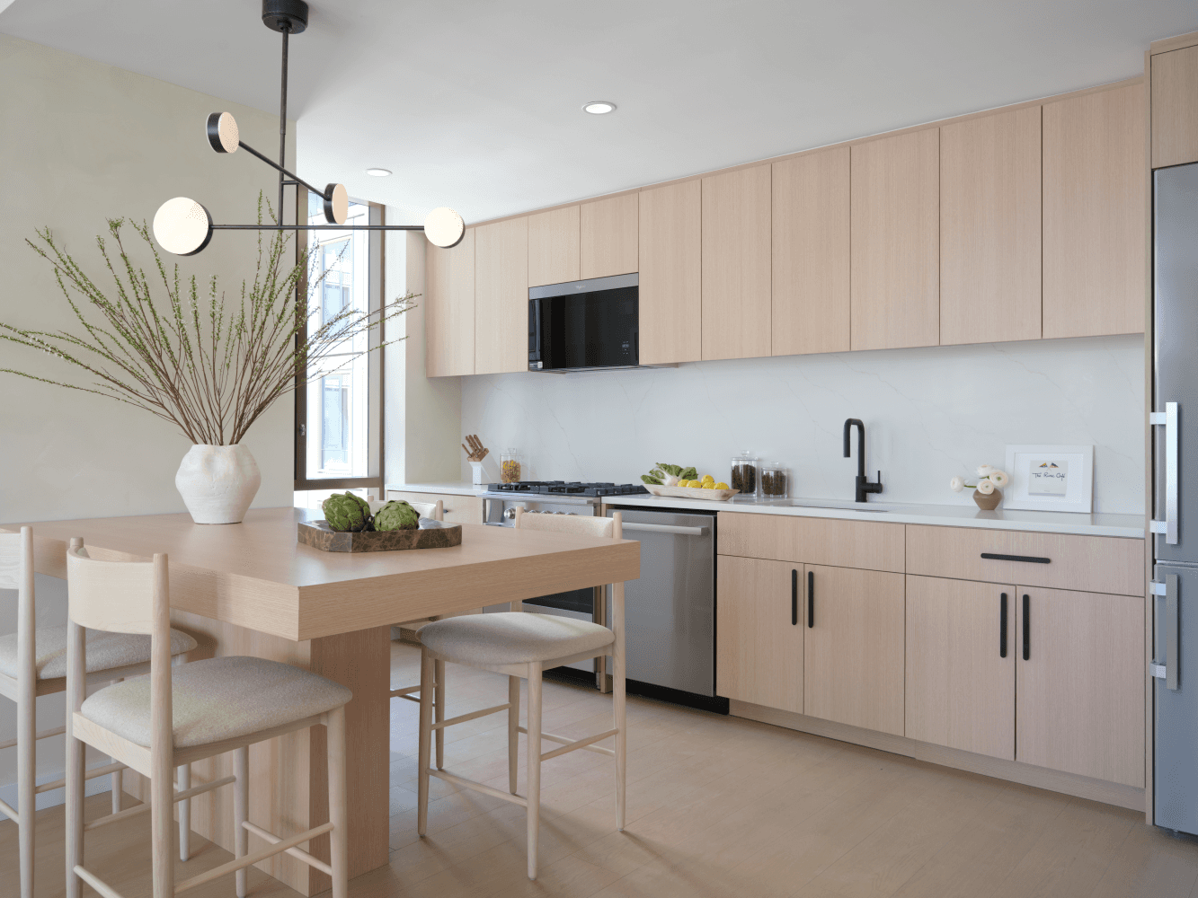 Spacious Waterfront facing Two Bedroom Residence with stunning natural light and spectacular views of the East River and Manhattan Skyline Introducing Two Williamsburg Wharf, a world class resort style living ...
