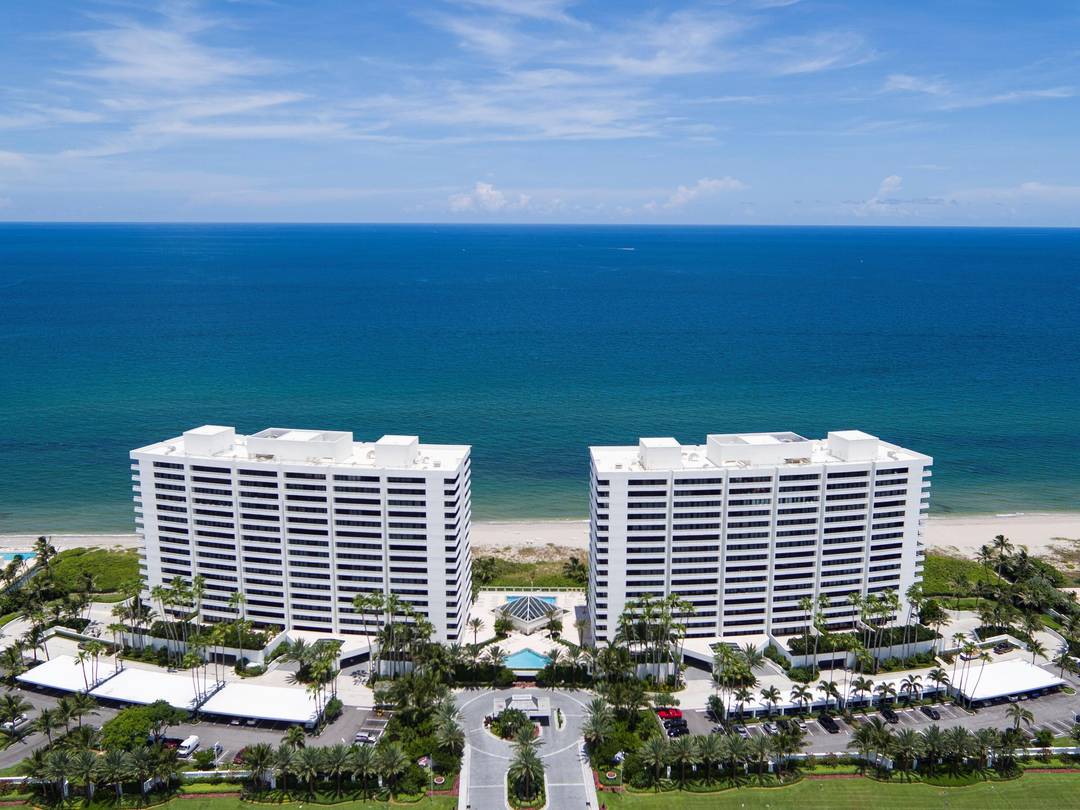 SPECTACULARLY REMODELED RESIDENCE COMPLETED BY DECORATORS UNLIMITED AT BOCA RATON'S MOST HIGHLY AMENTIZED BUILDING, THE ADDISON.