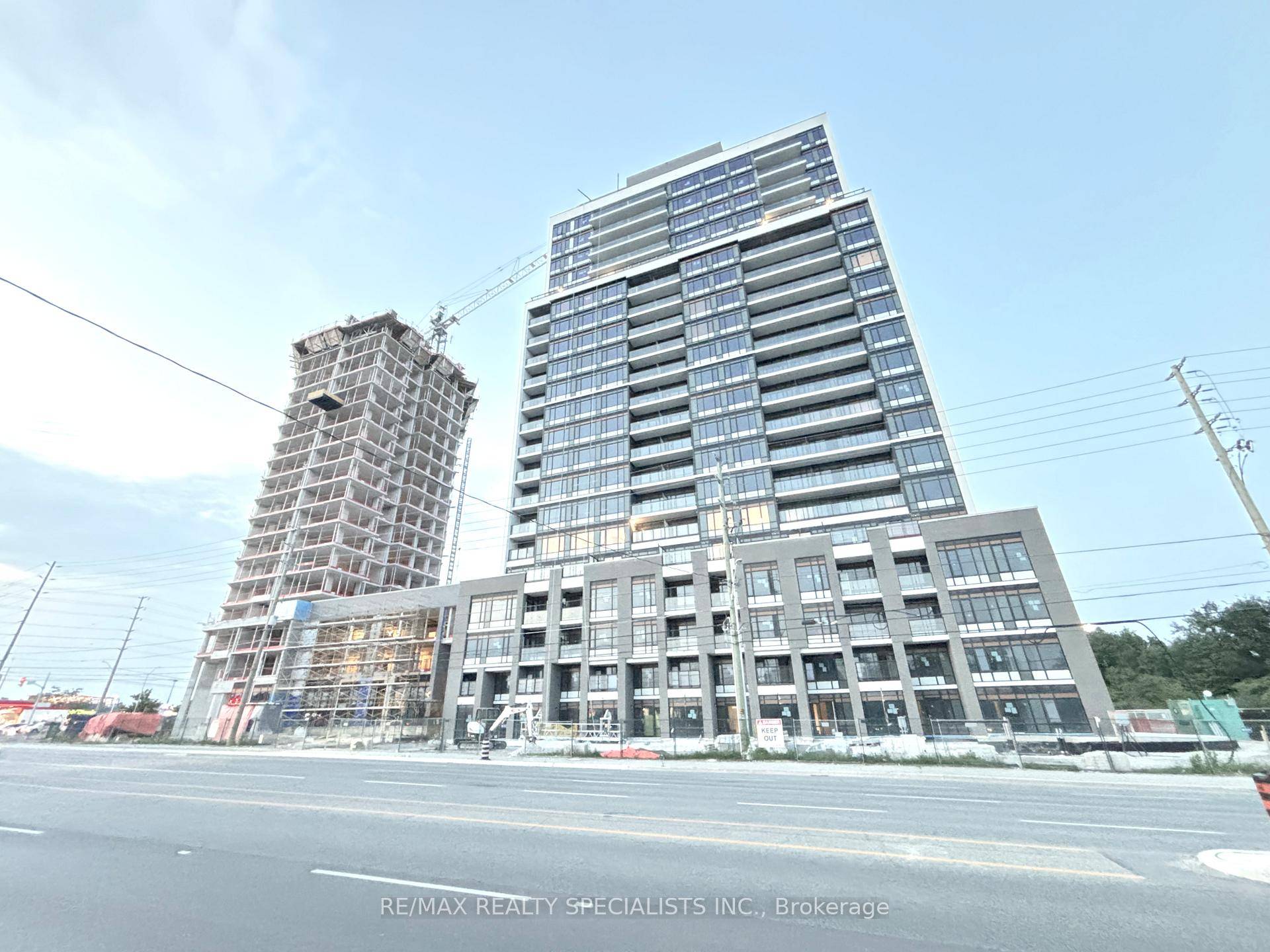 Stylish 1 Den Condo in the Heart of Milton Connectt Condos Experience the perfect balance of luxury and functionality in this brand new 1 Den, 2 bathroom suite at Connectt ...