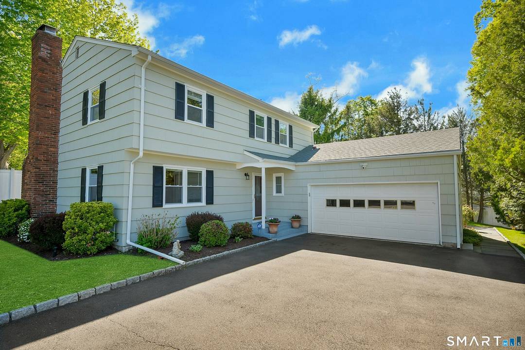 Set on a quiet cul de sac, this classic Colonial offers a wonderful blend of comfort, convenience, and everyday livability.