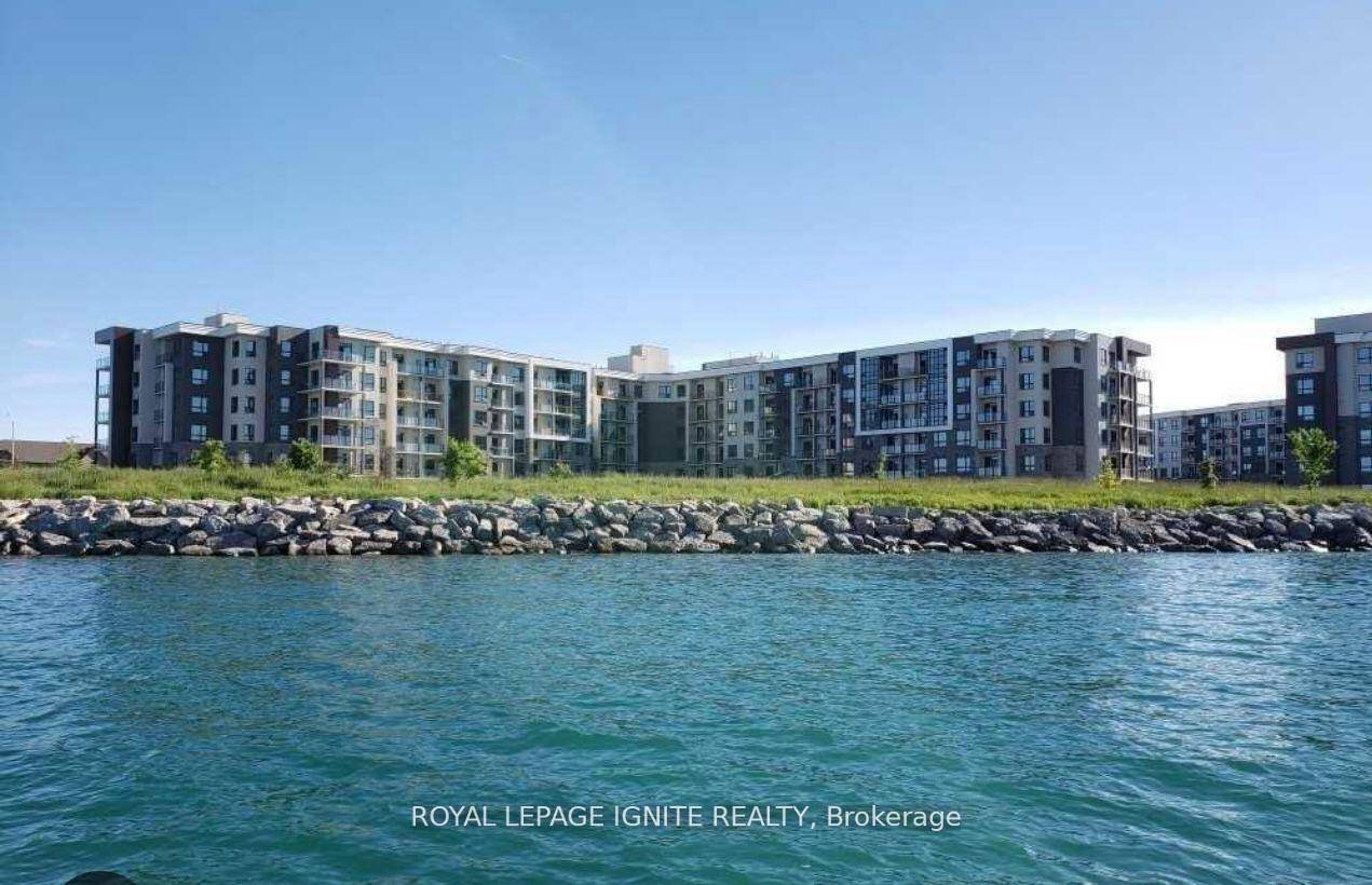 Welcome to lakeside living at its finest !