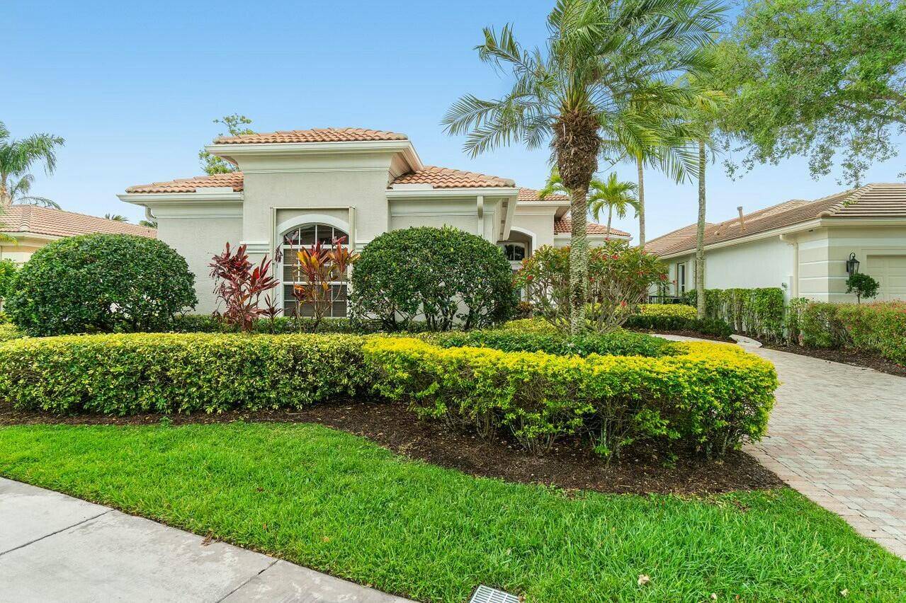 Don't miss this desirable Chateau floorplan home with Golf Membership in Mirasol Country Club.