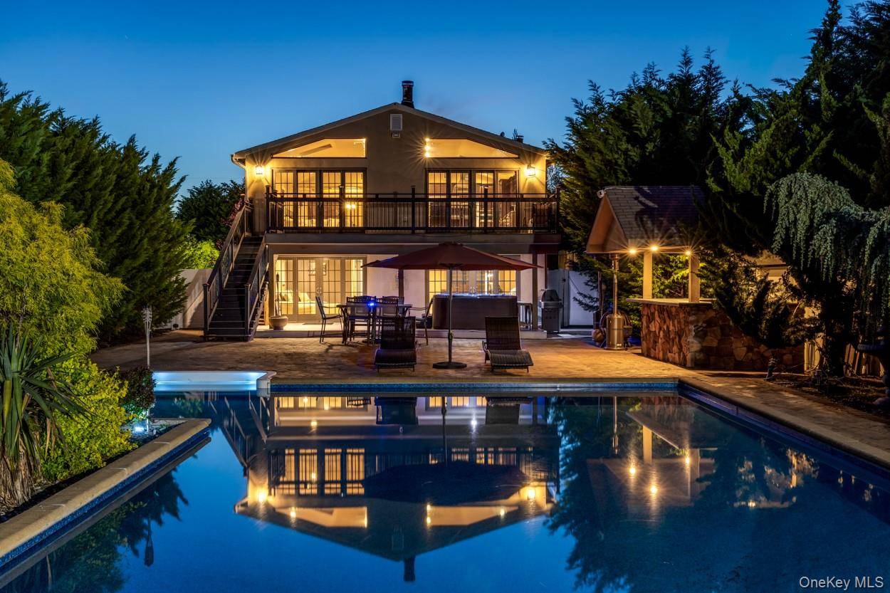 Waterfront paradise meets entertainer s dream at this rarely available gated compound in Biltmore Shores, offering 314 feet of property depth from curb to bulkhead, with a 20x40 saltwater in ...