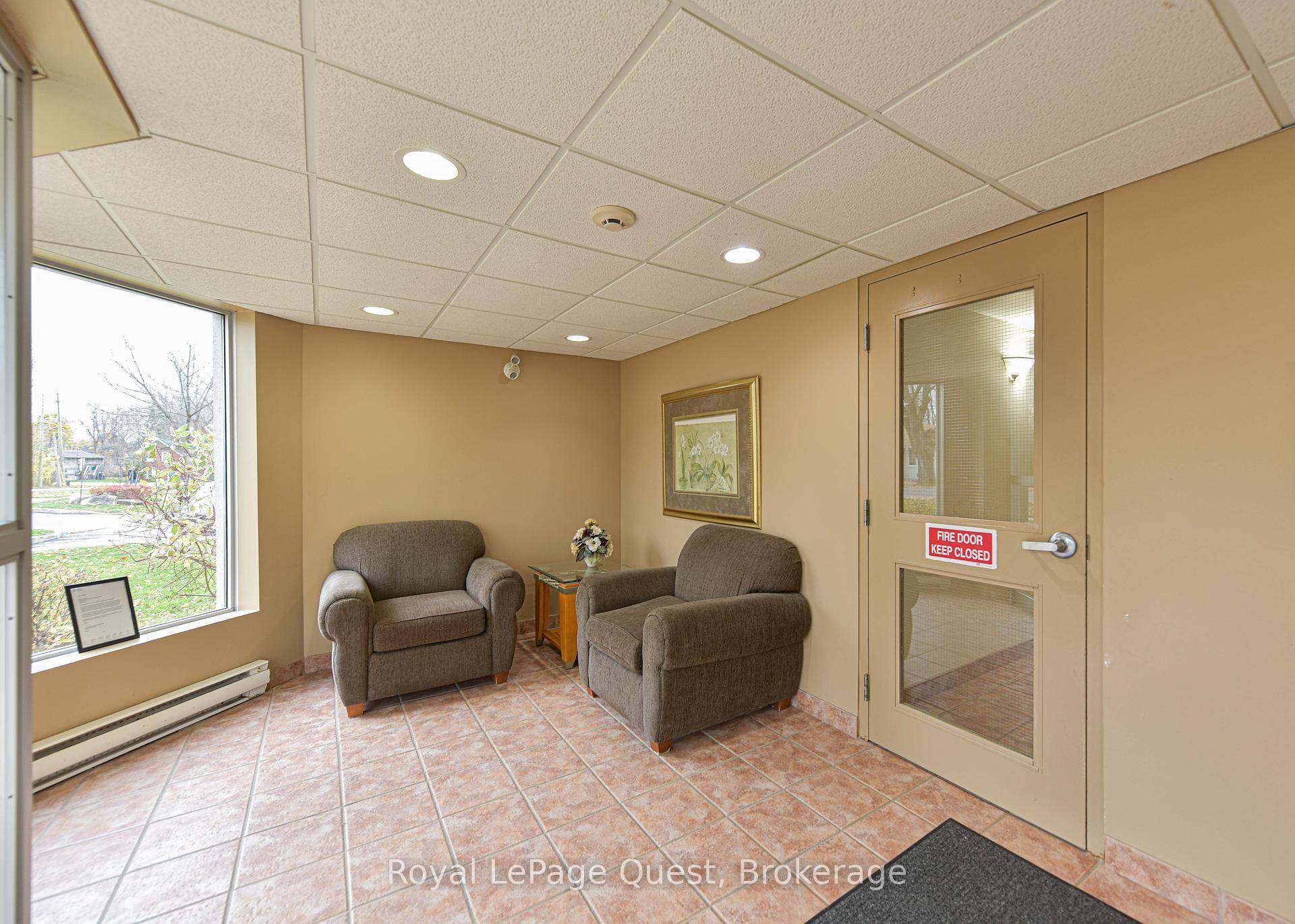 Step into comfort and convenience with this beautifully maintained two bedroom condo in the heart of Orillia.