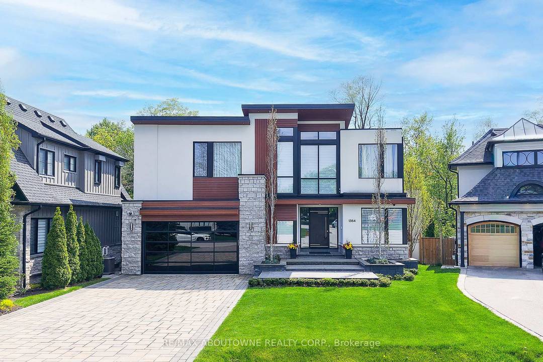 Situated within prestigious Morrison in South East Oakville, this exceptional modern custom residence is located in one of the area's most desirable communities, known for its mature tree lined streets, ...