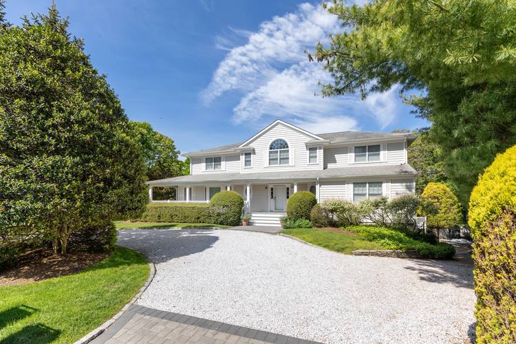 Beautifully Designed SOH Westhampton Gem with Water Access