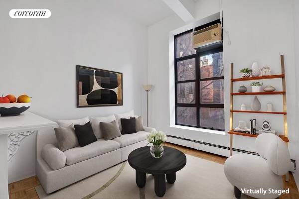 Located on the Upper East Side's tony Lenox Hill neighborhood.