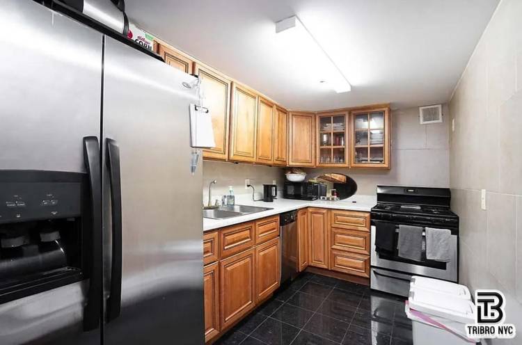 Exceptional 4BR 2. 5BA with Multi Level Comfort amp ; Room to Thrive Designed with both space and functionality in mind, this impressive 4 bedroom, 2.