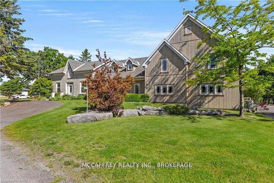 Welcome to this luxurious 2 storey estate with a blend of historical charm and modern updates.