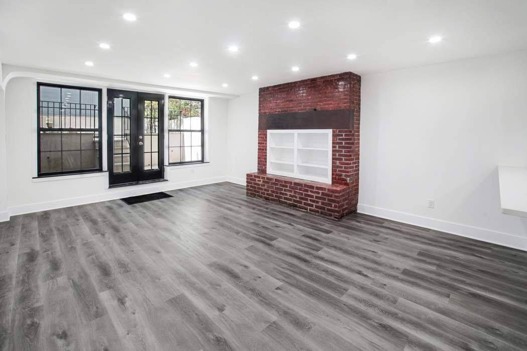 Welcome to Nineteenth Century Manhattan ; where the High Line park and Theological Seminary serve as bucolic backdrops to a beautifully renovated and modern studio with private outdoor space.