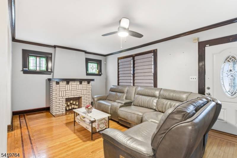 Spacious and well maintained home located at 1958 Ostwood Terrace in Union, offering a versatile layout with 11 total rooms, 3 bedrooms, and 2 full bathrooms.