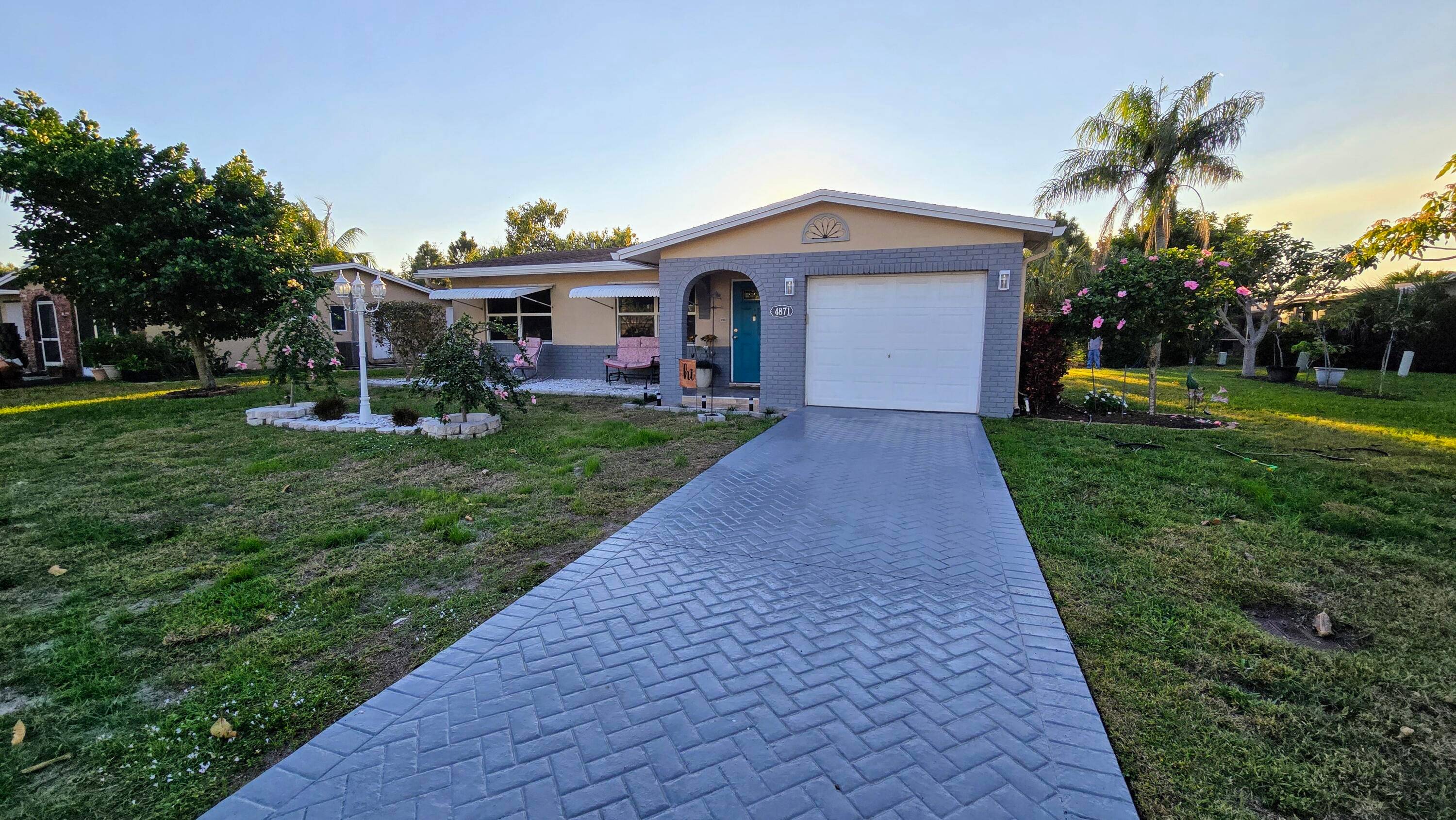 Discover this charming 2 bed, 1.