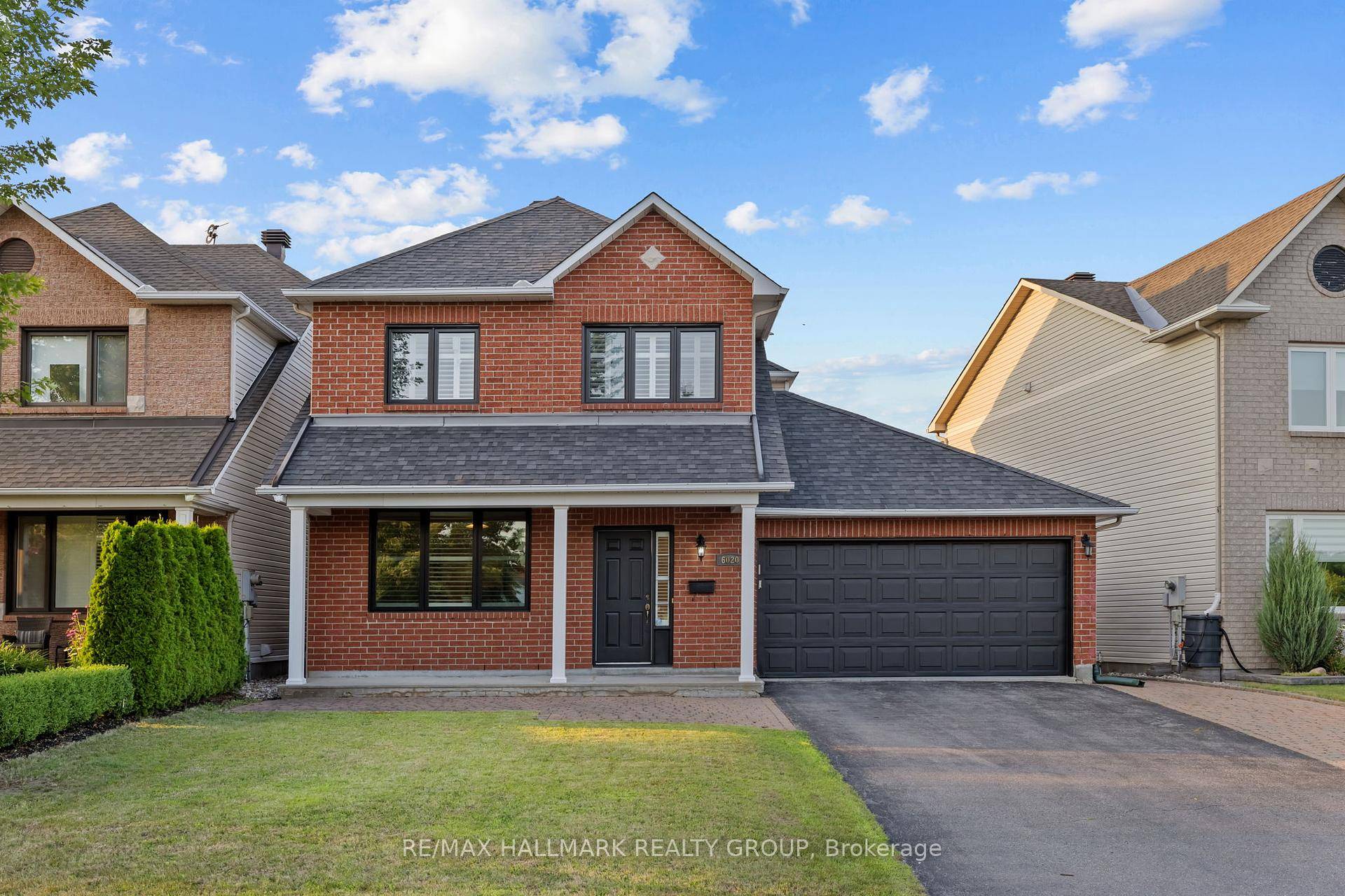 Exclusive property in an exclusive area of Orleans.
