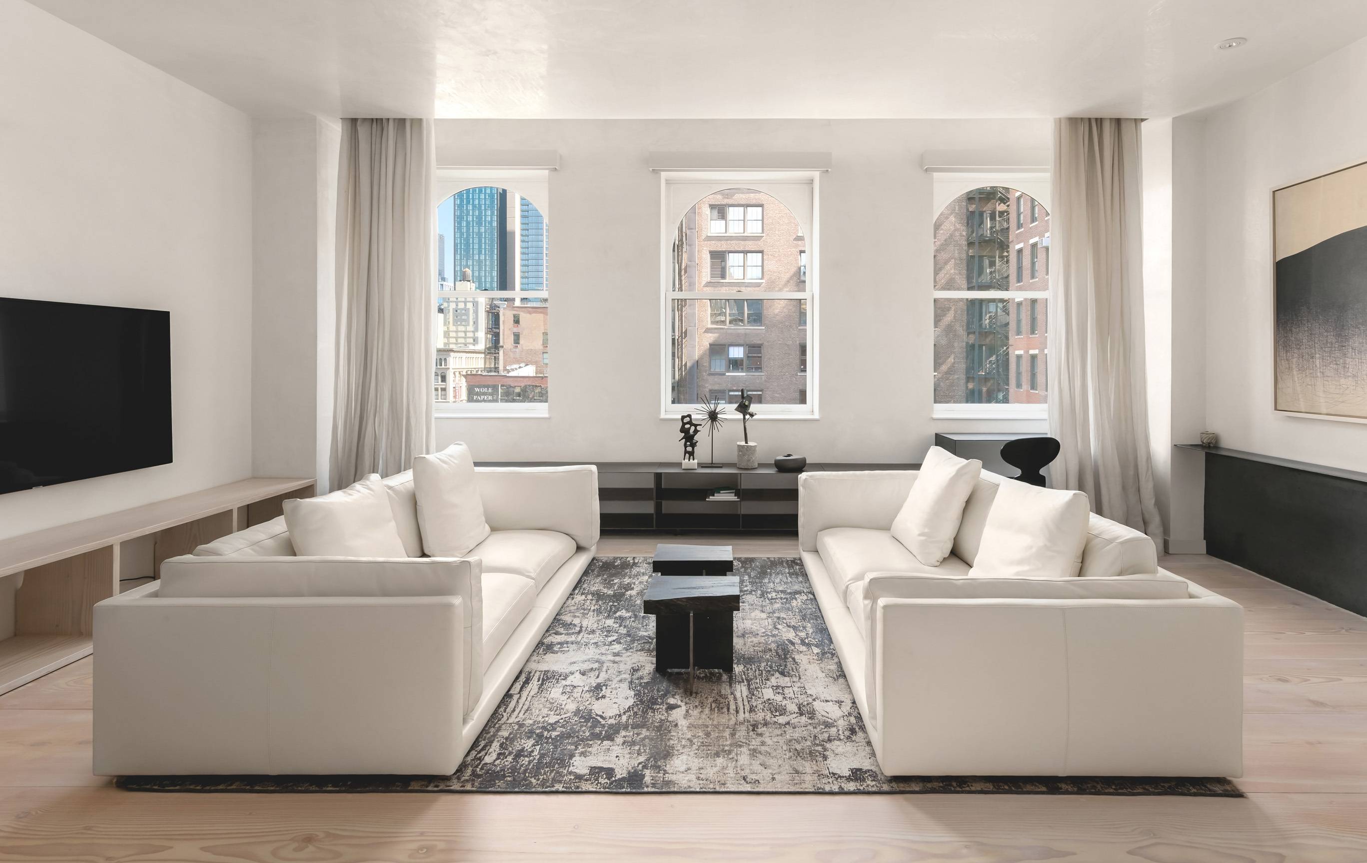 Nestled within the heart of the flatiron district just steps away from iconic NYC landmarks such as the Flatiron building and Madison Square Park ; The Cammeyer, a 19th century ...