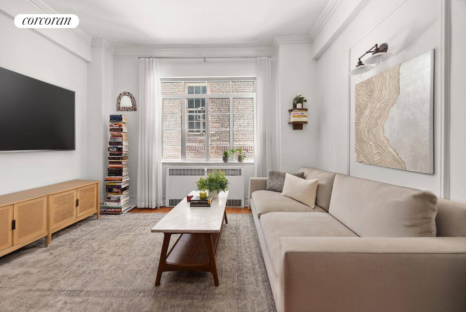 118 8th Avenue, Apt 1C This refined one bedroom apartment has all the charm you would expect from one of Park Slope's premier prewar buildings.