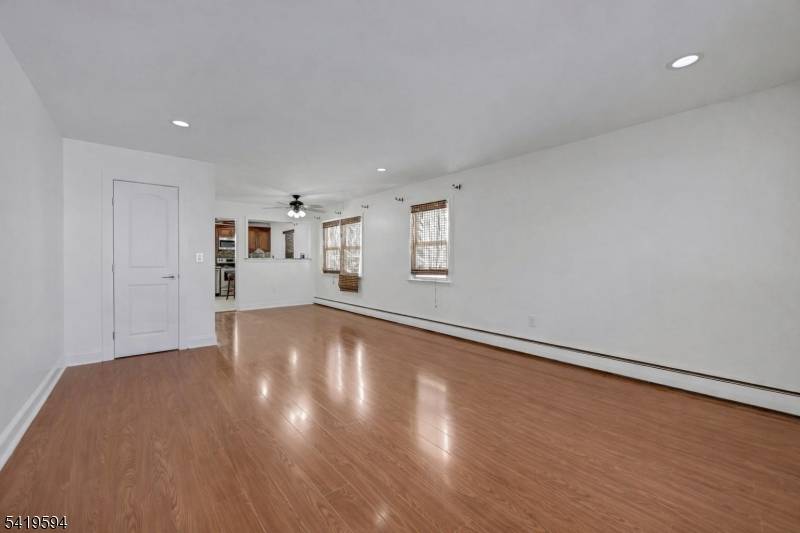 Welcome to 23 Diven Street in Springfield Township.