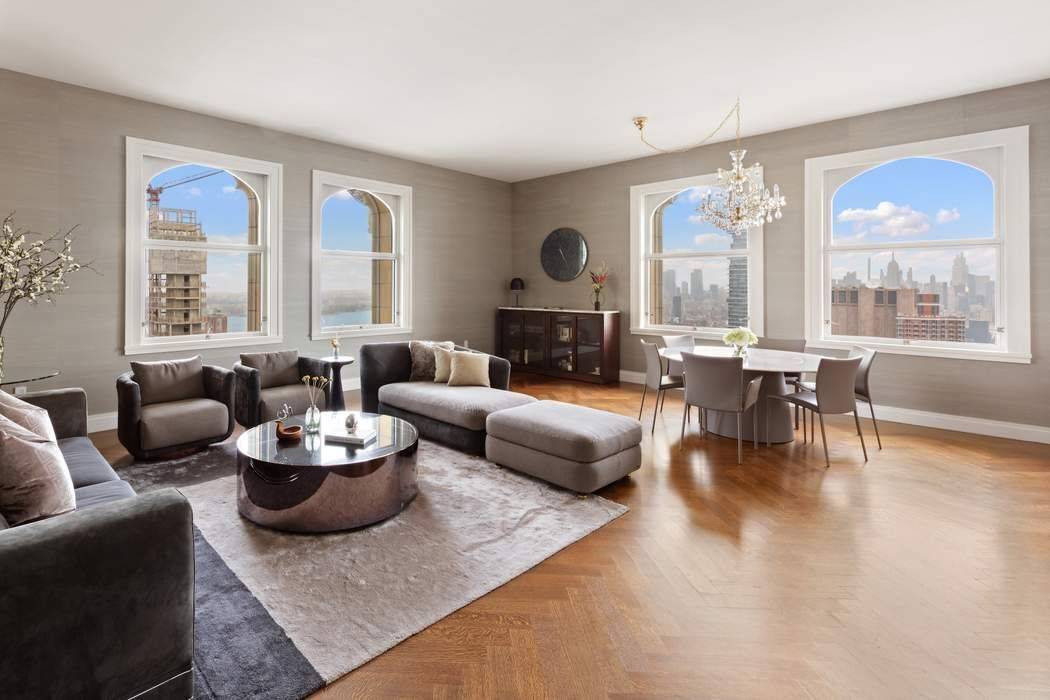 Set 533 feet above street level, this sprawling two bedroom, two and a half bath home offers 2, 548 square feet of gracious living space and three breathtaking exposures of ...